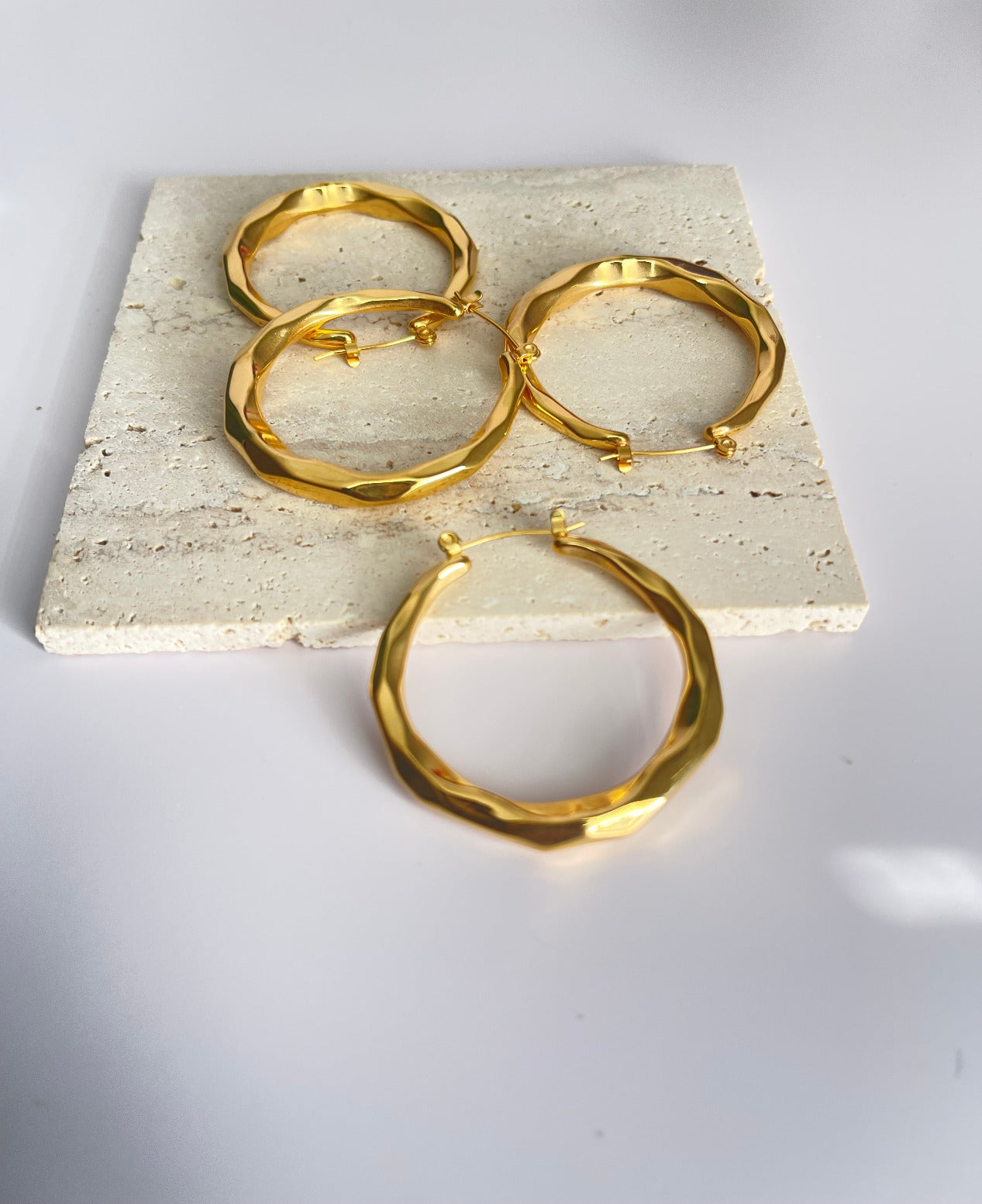4cm- 18k gold hoop women circle earring
