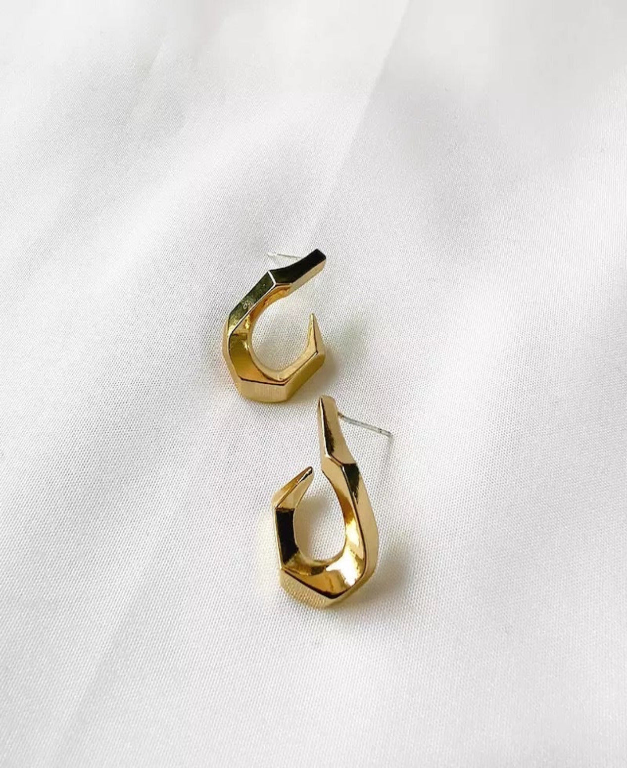 14k Big style twisted women earring