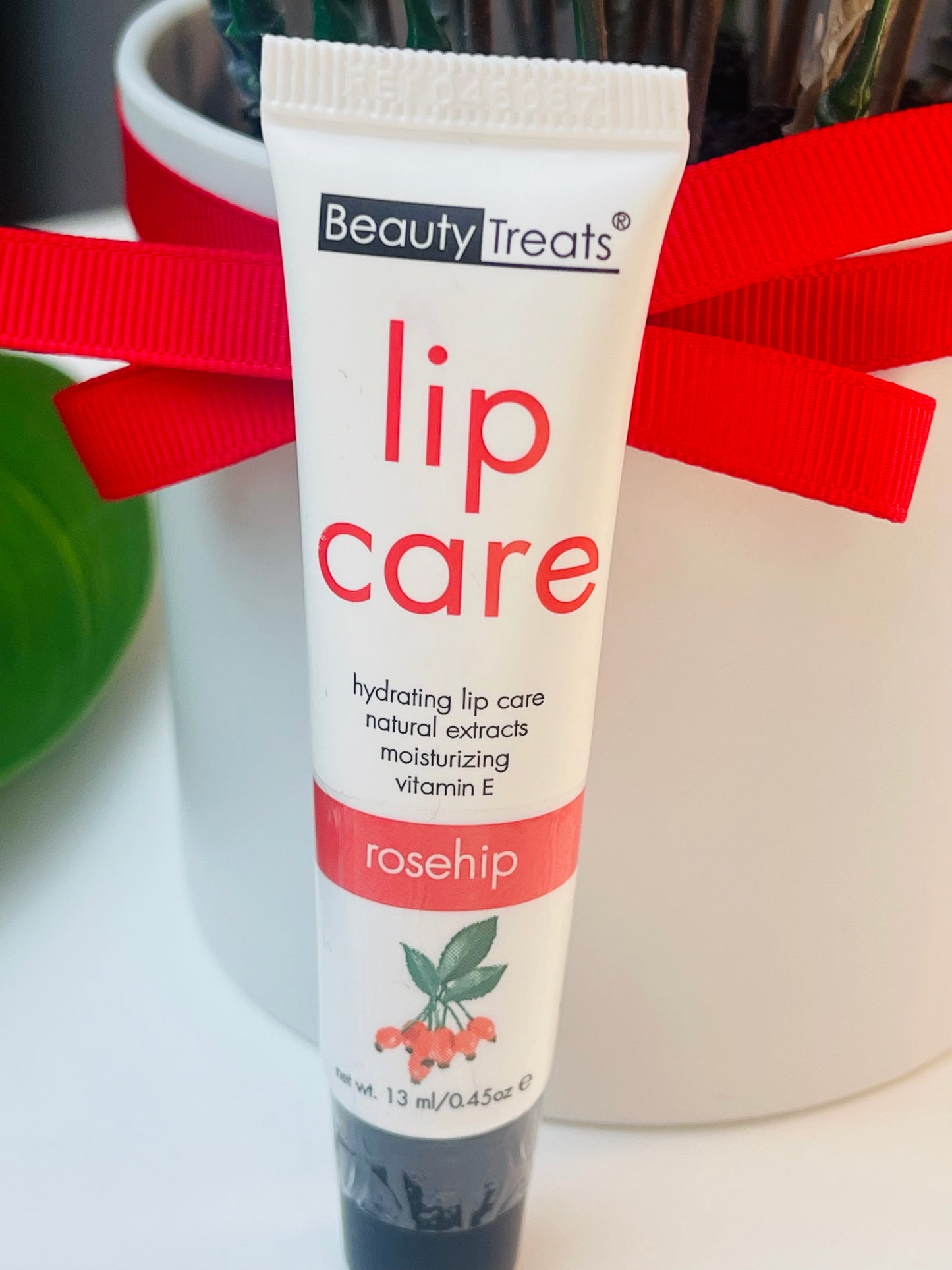 Beauty Treats hydrating lip care natural extracts moisturizing vitamin E
