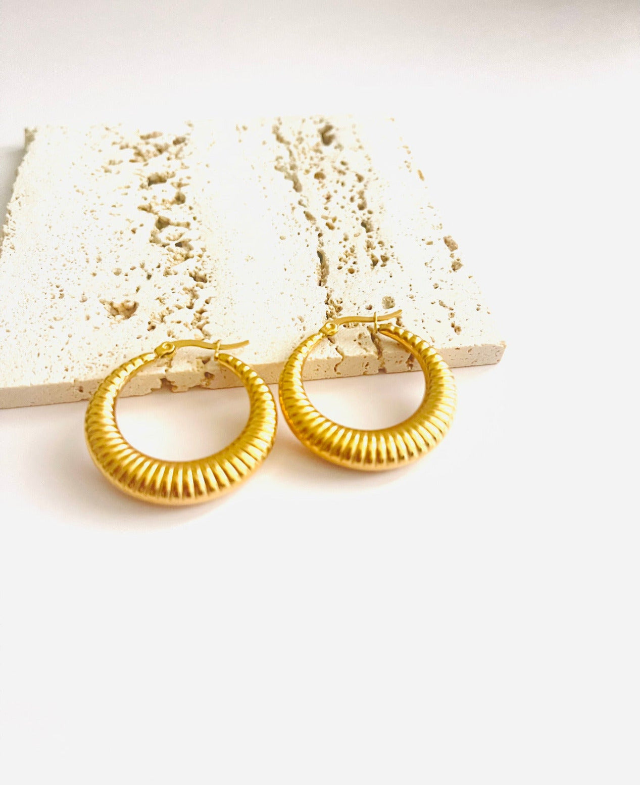 18K Gold Croissant Hoops, Gold Twisted Croissant Earrings, Bold Earrings, Chunky Earrings, Statement Earrings, Thick Hoop Earrings