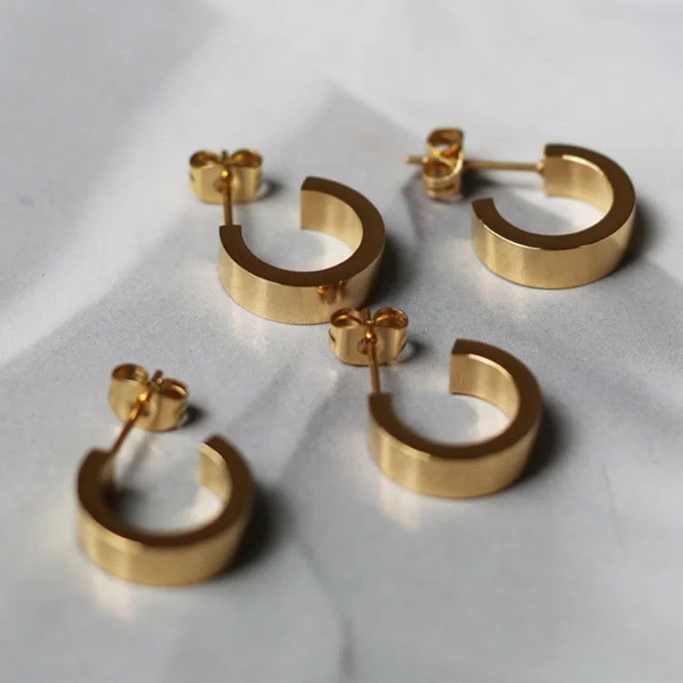 Chunky C Shape 18k gold Hoop Stud Earrings