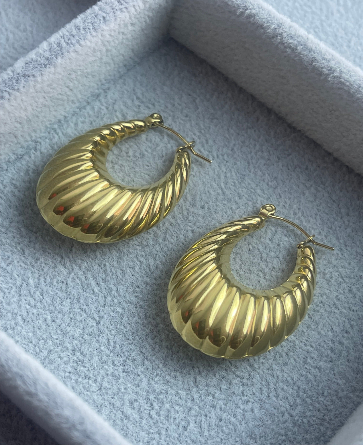 Croissant hoop earring thick vintage 18k gold hoop for women