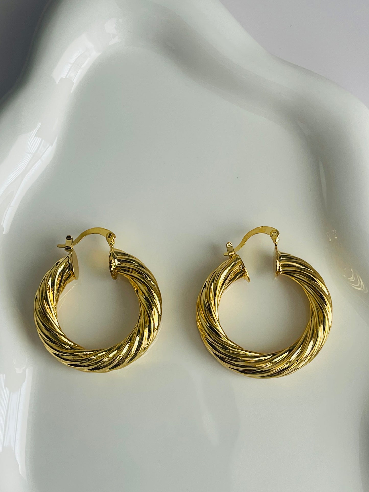 Twisted Thick Hoop Earrings 18k  Gold  Big Round Circle Earrings for Women