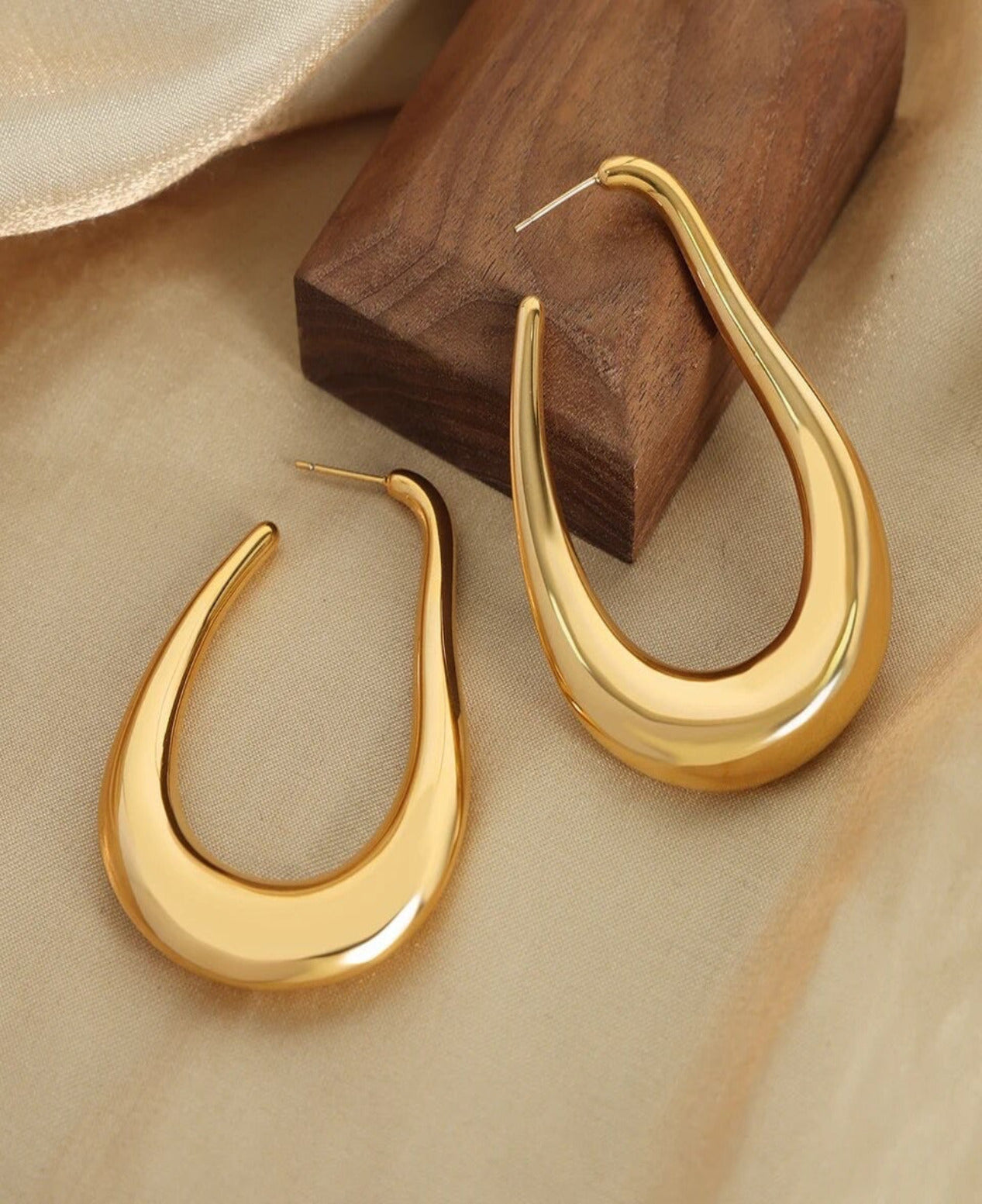 Oval Hoop Earrings, Chunky Gold Hoop Earrings, Oval Gold Hoop Earrings, Vintage Style Hoop Earrings, Gift For Her, Mother's Day Gift