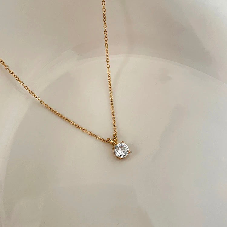 Single Clear Cubic Zircon Necklace