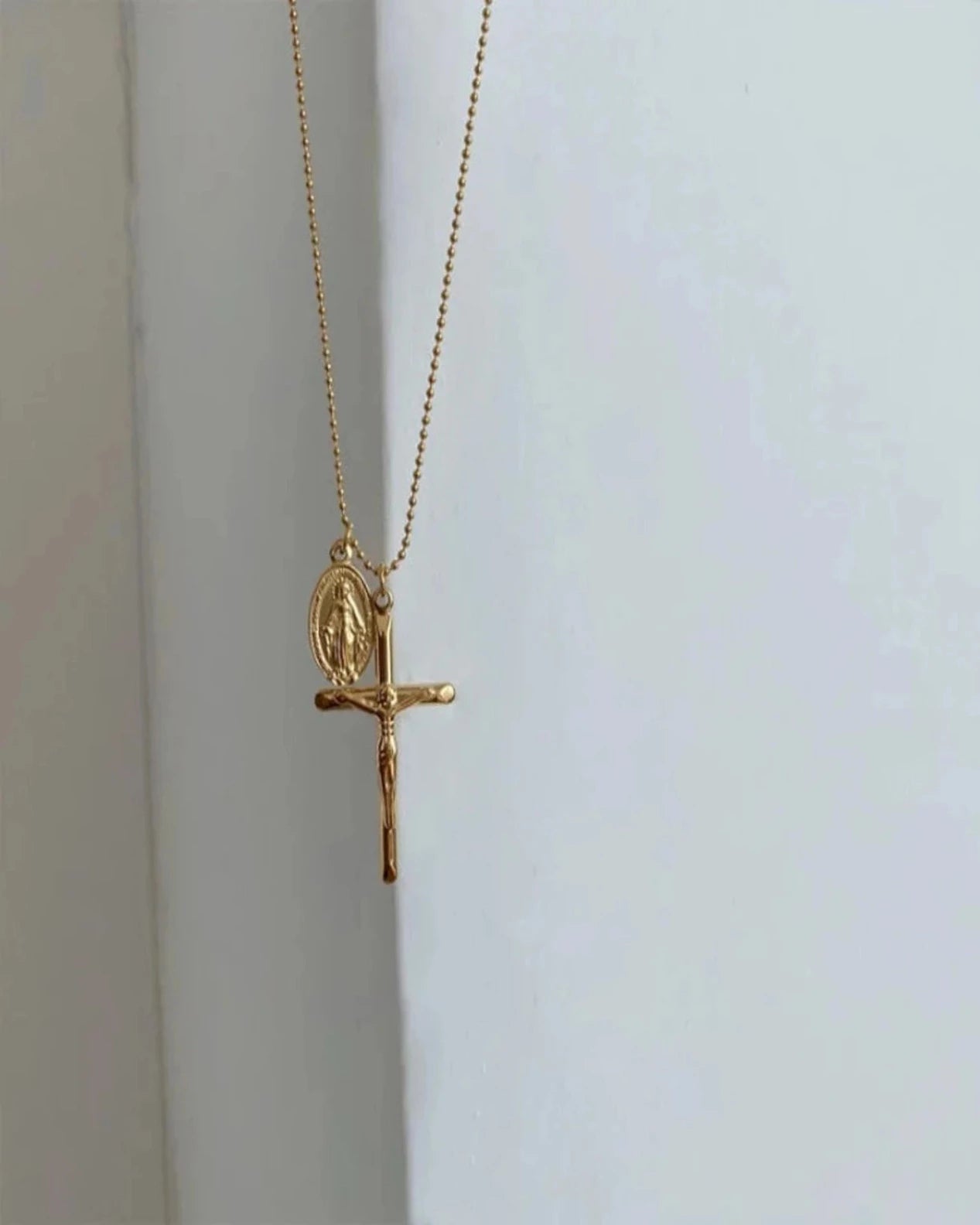 18k Gold Virgin Mary cross Necklace