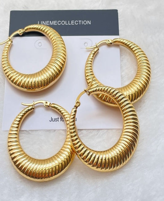 18K Gold Croissant Hoops, Gold Twisted Croissant Earrings, Bold Earrings, Chunky Earrings, Statement Earrings, Thick Hoop Earrings